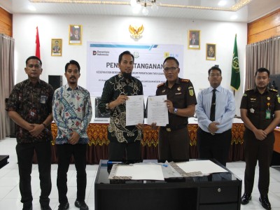 Penandatanganan Kesepakatan Kerjasama Bidang Hukum Perdata dan Tata Usaha Negara Bersama PT. PLN (Persero) UP3 Meulaboh